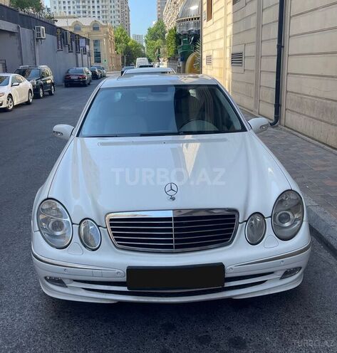 Mercedes E 240 2004, 266,000 km - 2.6 л - Bakı