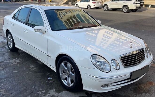 Mercedes E 240 2004, 266,000 km - 2.6 л - Bakı