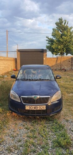 Skoda Fabia 2011, 288,000 km - 1.6 л - Bakı