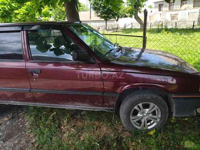 Renault  1996, 284,000 km - 1.4 l - Zaqatala