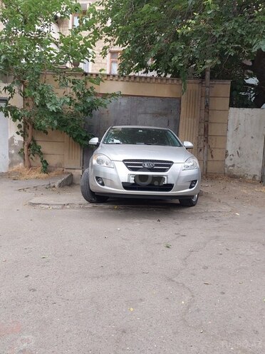 Kia Ceed 2007, 250,000 km - 1.4 l - Bakı