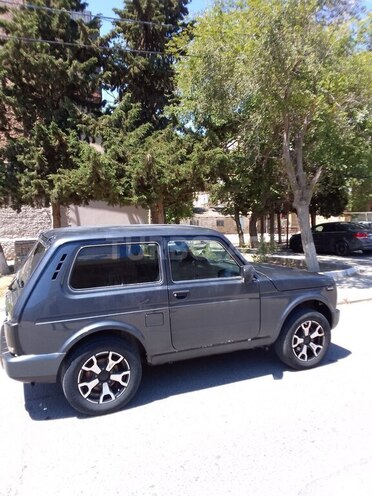 LADA (VAZ) Niva 2018, 201,000 km - 1.7 л - Sumqayıt