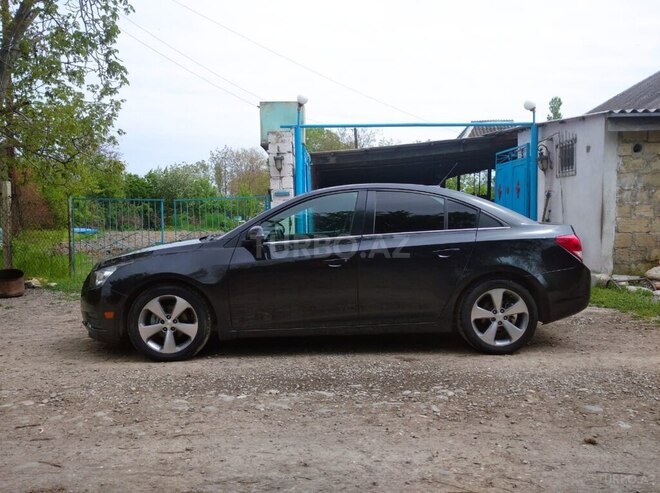 Chevrolet Cruze 2011, 247,215 km - 1.4 l - Şabran