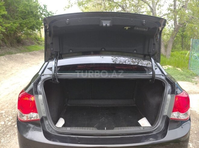 Chevrolet Cruze 2011, 247,215 km - 1.4 l - Şabran