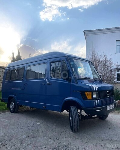 Mercedes 208 D 1992, 740,000 km - 2.9 l - Hacıqabul