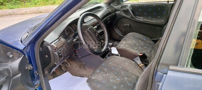 Opel Astra 1995, 252,395 km - 1.7 l - Quba