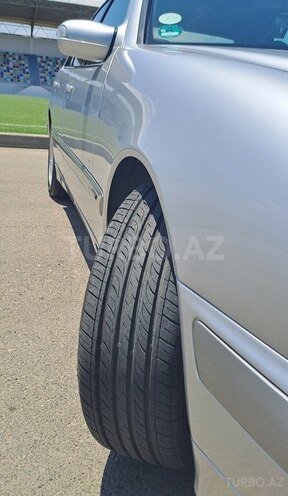 Mercedes E 270 2001, 398,056 km - 2.7 l - Bakı