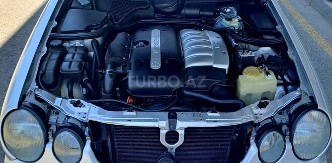 Mercedes E 270 2001, 398,056 km - 2.7 l - Bakı