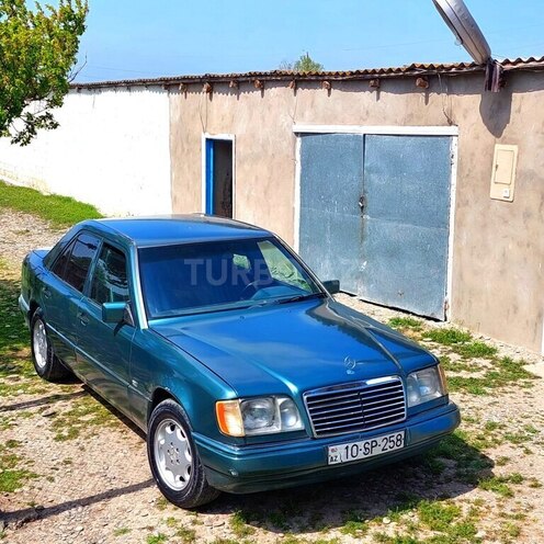 Mercedes E 220 1993, 404,472 km - 2.2 l - Bakı