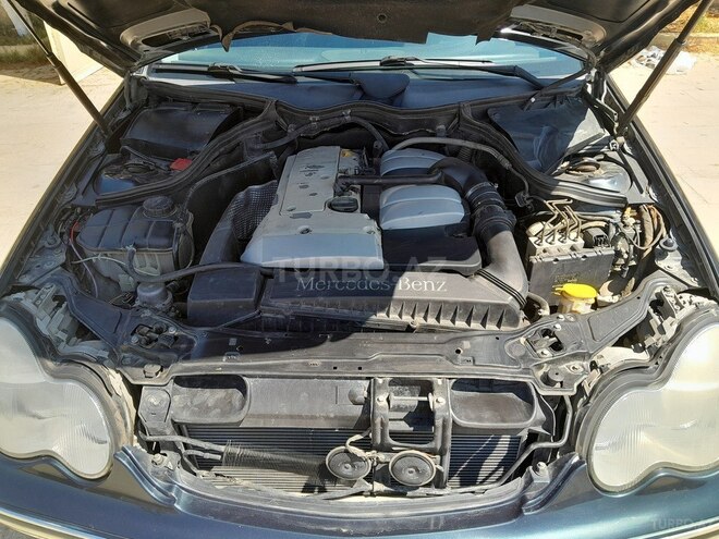 Mercedes C 180 2001, 270,000 km - 1.8 l - Bakı
