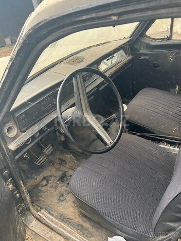 GAZ 24 1982, 99,000 km - 2.4 l - Masallı