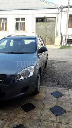 Kia Ceed 2009, 242,000 km - 1.4 l - Gəncə