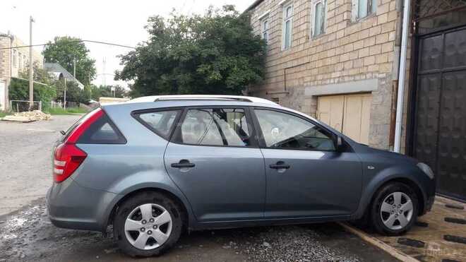 Kia Ceed 2009, 242,000 km - 1.4 l - Gəncə