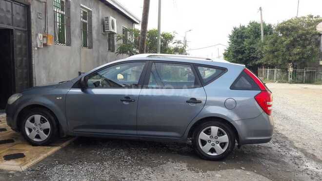 Kia Ceed 2009, 242,000 km - 1.4 l - Gəncə