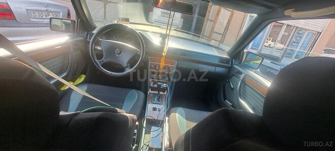 Mercedes E 200 1991, 400,000 km - 2.0 l - Bakı