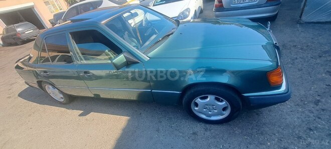 Mercedes E 200 1991, 400,000 km - 2.0 l - Bakı