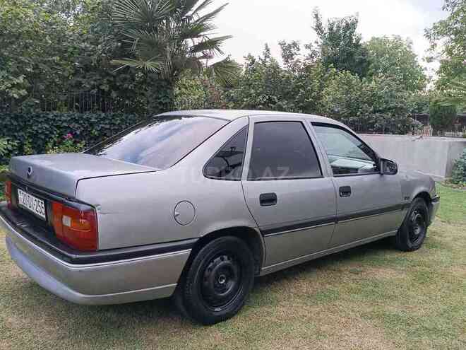 Opel Vectra 1995, 395,000 km - 1.8 l - Zaqatala