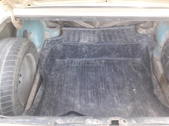 LADA (VAZ) 2106 1986, 182,000 km - 1.3 l - Yevlax