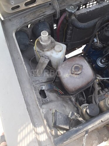 LADA (VAZ) 2106 1986, 182,000 km - 1.3 l - Yevlax