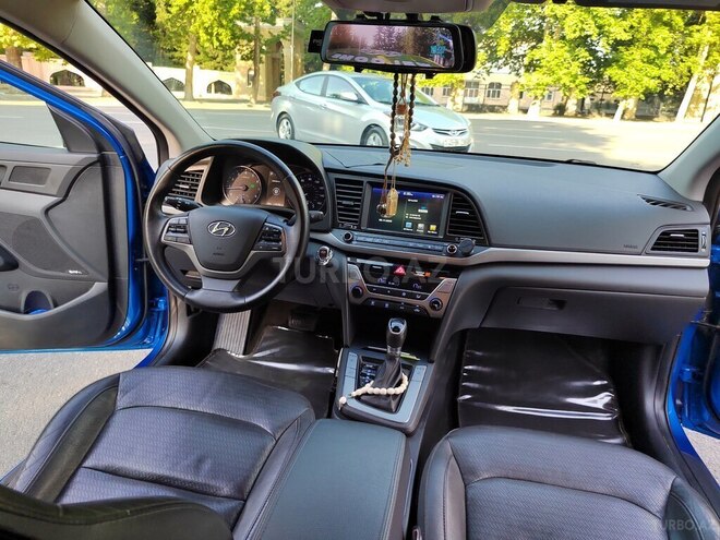 Hyundai Elantra 2017, 186,330 km - 2.0 l - Mingəçevir