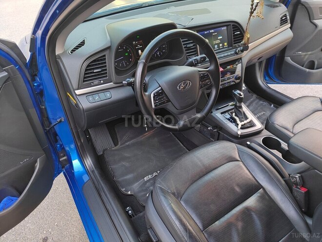Hyundai Elantra 2017, 186,330 km - 2.0 l - Mingəçevir