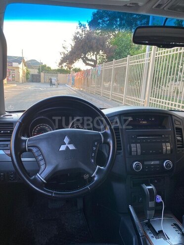 Mitsubishi Pajero 2007, 193,000 km - 3.0 л - Bakı