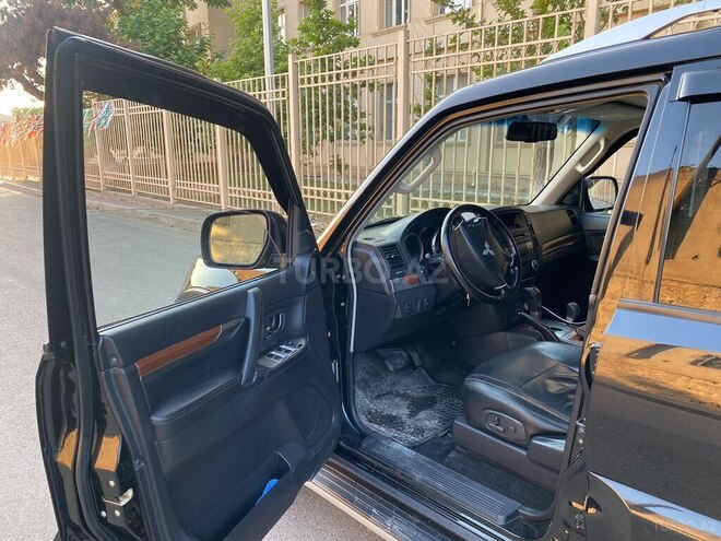 Mitsubishi Pajero 2007, 193,000 km - 3.0 л - Bakı