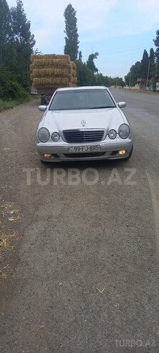 Mercedes E 270 2001, 22,000 km - 2.7 l - Ağdam