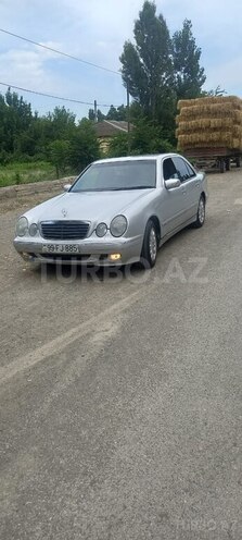 Mercedes E 270 2001, 22,000 km - 2.7 l - Ağdam