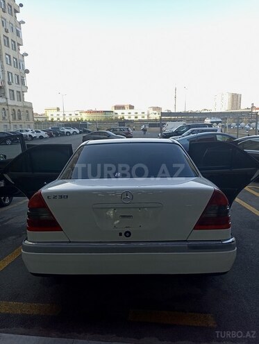 Mercedes C 230 1998, 275,410 km - 2.3 l - Bakı