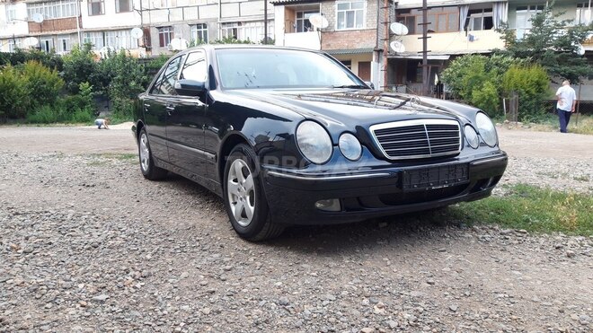 Mercedes E 200 2000, 227,709 km - 2.0 l - Gəncə