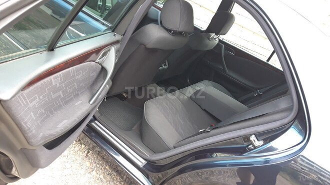 Mercedes E 200 2000, 227,709 km - 2.0 l - Gəncə