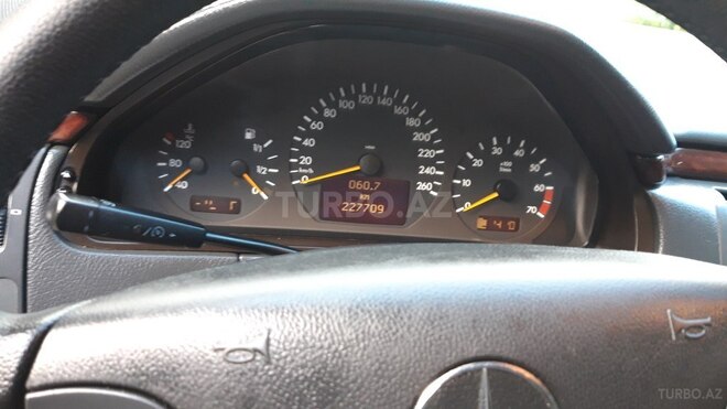 Mercedes E 200 2000, 227,709 km - 2.0 l - Gəncə