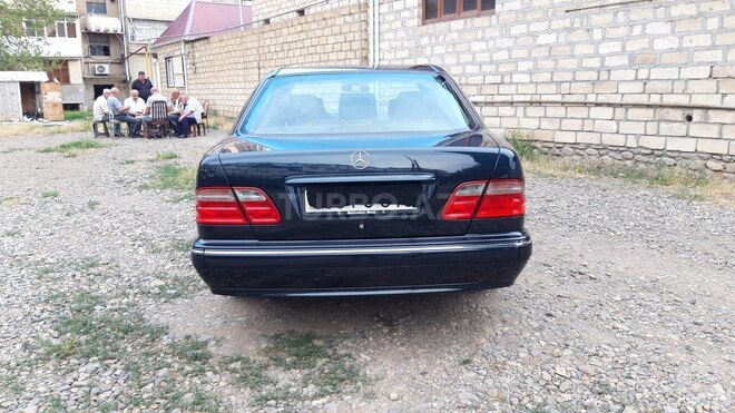Mercedes E 200 2000, 227,709 km - 2.0 l - Gəncə