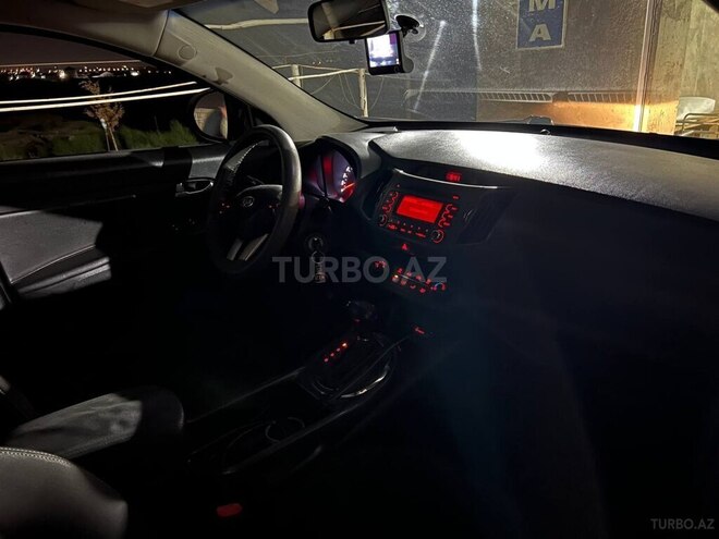 Kia Sportage 2011, 284,792 km - 2.0 л - Bakı