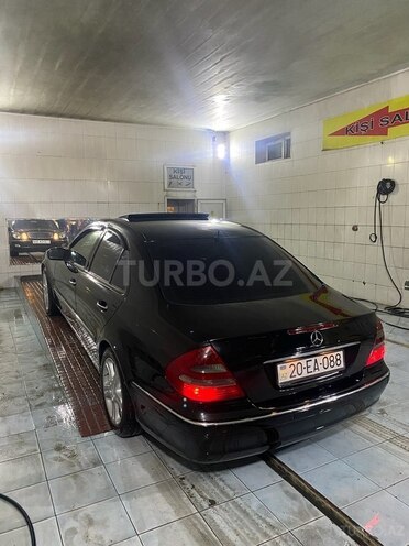 Mercedes E 220 2003, 386,500 km - 2.2 л - Bakı