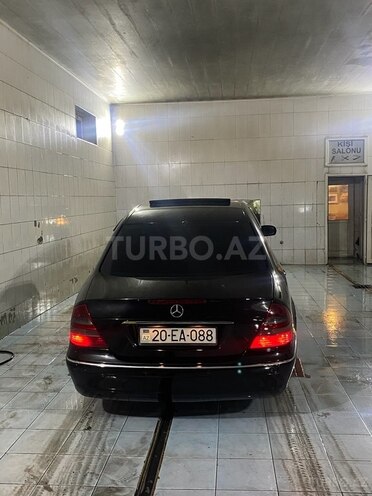 Mercedes E 220 2003, 386,500 km - 2.2 л - Bakı