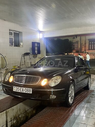 Mercedes E 220 2003, 386,500 km - 2.2 л - Bakı