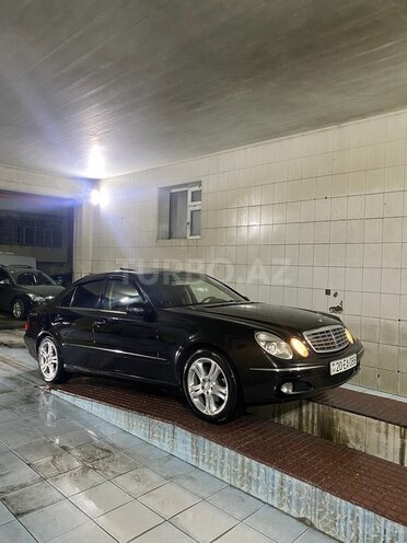 Mercedes E 220 2003, 386,500 km - 2.2 л - Bakı