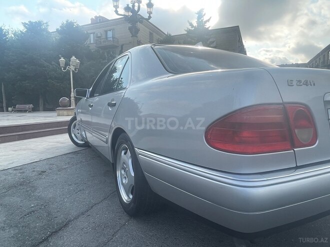 Mercedes E 240 1998, 337,000 km - 2.4 l - Bakı