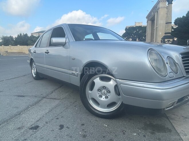 Mercedes E 240 1998, 337,000 km - 2.4 l - Bakı