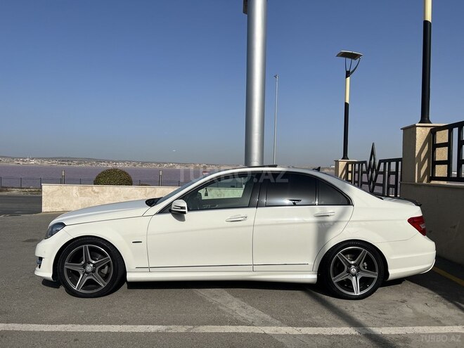 Mercedes C 220 2012, 170,000 km - 2.2 l - Bakı