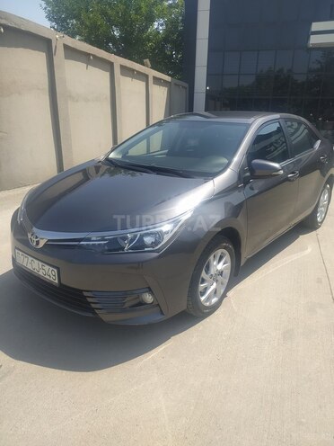 Toyota Corolla 2017, 90,000 km - 1.6 l - Bakı