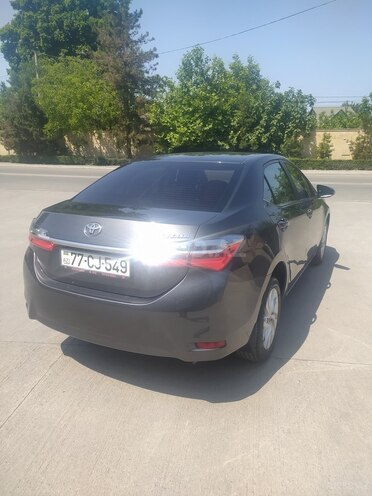 Toyota Corolla 2017, 90,000 km - 1.6 l - Bakı