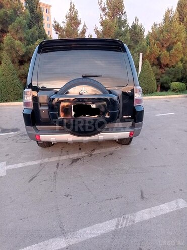 Mitsubishi Pajero 2007, 236,000 km - 3.0 l - Gəncə