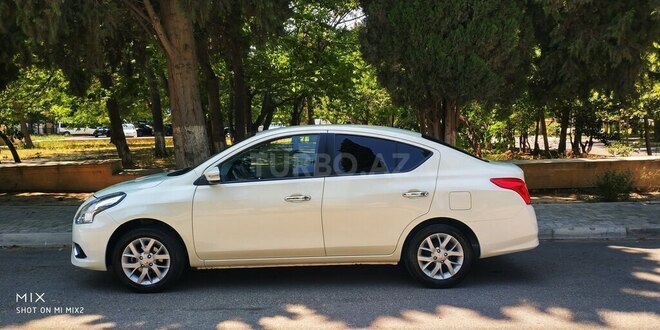 Nissan Sunny 2014, 92,700 km - 1.5 l - Bakı