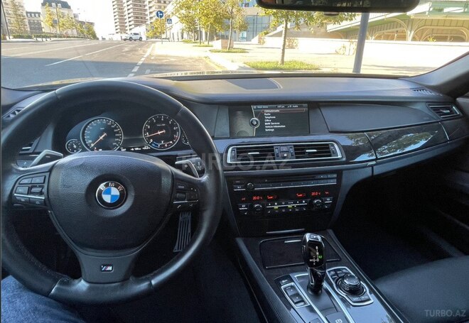 BMW 750 2011, 178,000 km - 4.4 l - Bakı
