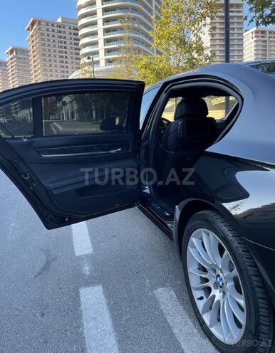 BMW 750 2011, 178,000 km - 4.4 l - Bakı