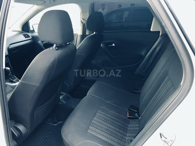 Volkswagen Polo 2018, 129,000 km - 1.6 l - Bakı
