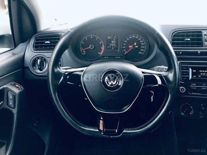 Volkswagen Polo 2018, 129,000 km - 1.6 l - Bakı